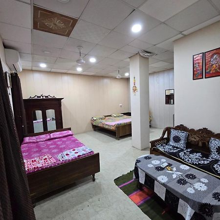 Kashi Shree Apartment พาราณสี ภายนอก รูปภาพ